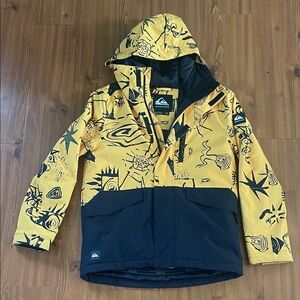 Quiksilver Kids Graphic Yellow and Black Raincoat / snow jacket.